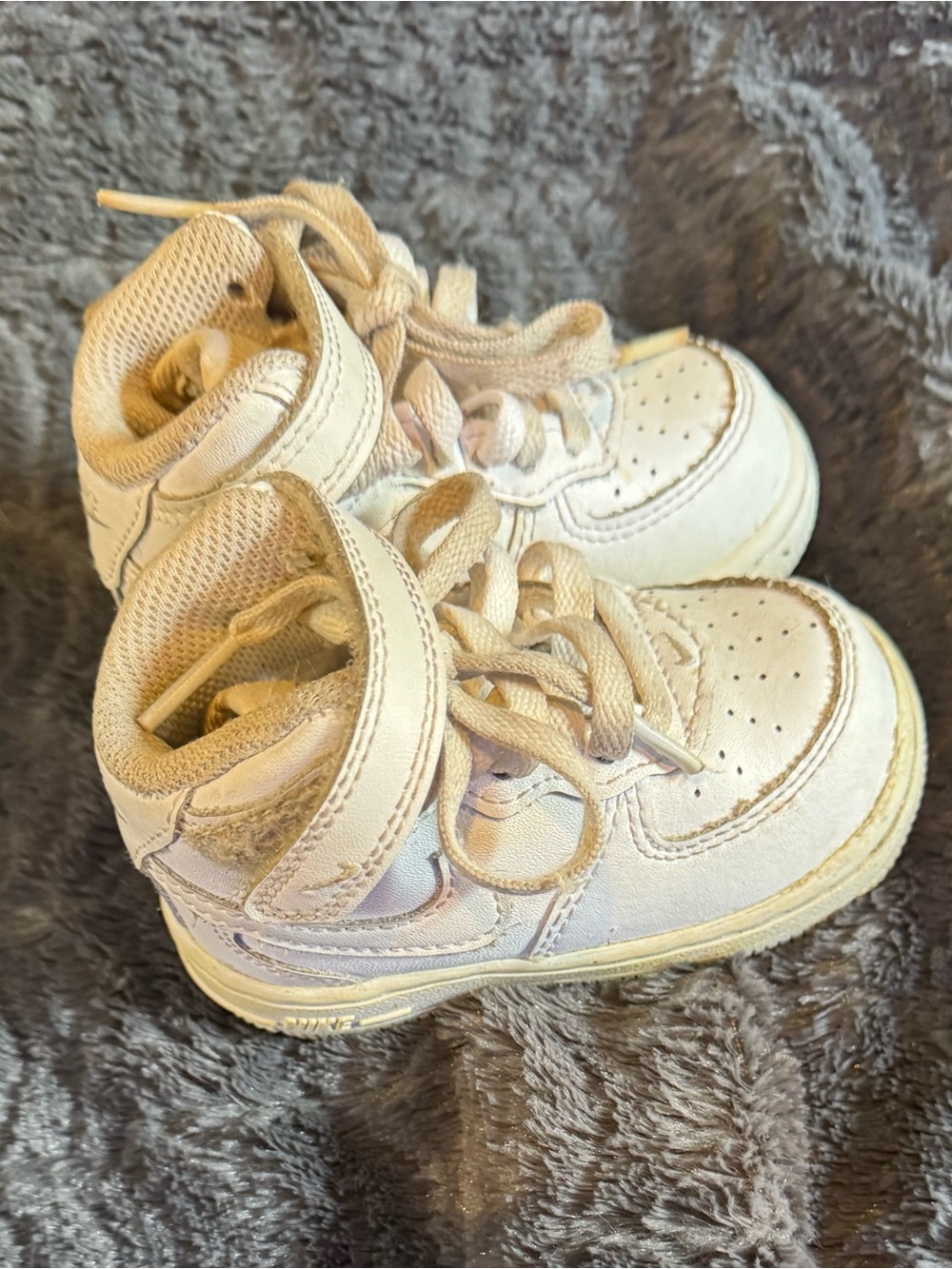 Nike Air Force 1 Mid White Toddler Sneakers – Size 4C